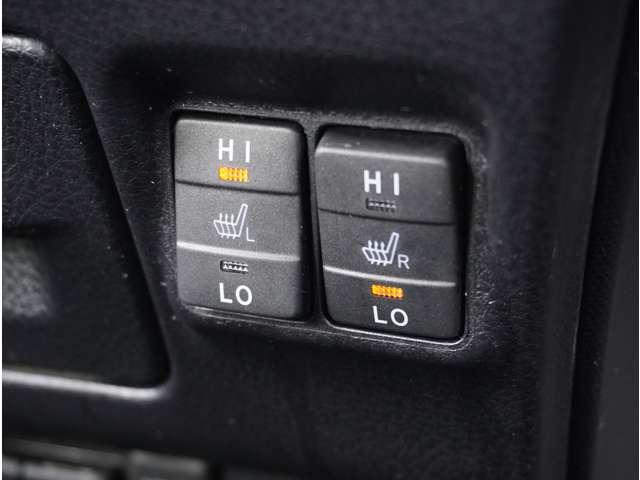 ヴォクシー ハイブリッドZS 煌II 7人乗り フリップダウンモニター ナビ ヘッドライトLED スマートキー&プッシュスタート アルミ シートヒータ 点検記録簿 メモリーナビゲーション 盗難防止装置 フルセグTV ウォークスルー AUX(19枚目)