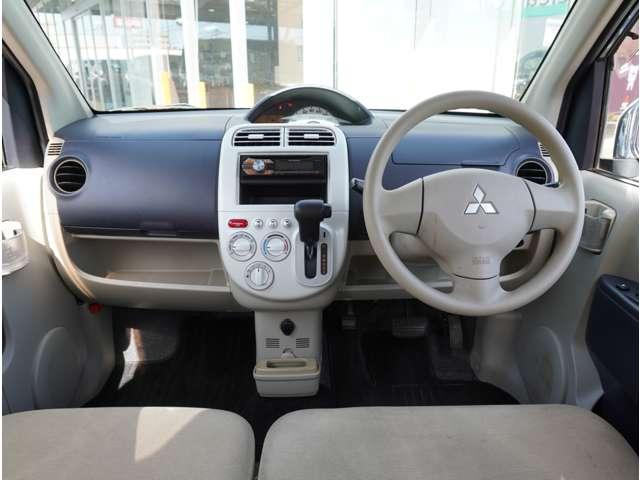 ｅＫワゴン ＭＸ　キーレス　オーディオ　ドアバイザー　キーレス付き　全席パワーウインドウ　助手席エアバッグ　エアコン　ＰＳ　運転席エアバッグ　ベンチシート　記録簿（7枚目）