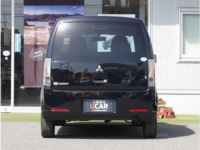 ｅＫワゴン ＭＸ　キーレス　オーディオ　ドアバイザー　キーレス付き　全席パワーウインドウ　助手席エアバッグ　エアコン　ＰＳ　運転席エアバッグ　ベンチシート　記録簿（19枚目）