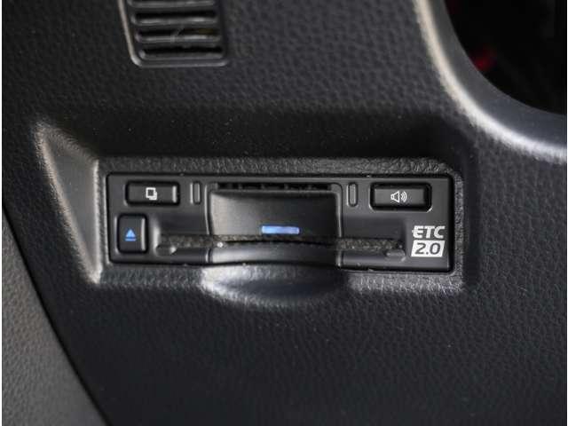 ヴォクシー ハイブリッドS-Z 三菱認定中古車保証付 コーナーセンサ 誤発進抑制 インテリジェントキー シートH 地上デジタル アクティブクルーズコントロール エアバッグ ABS ナビ&TV キーレス リアカメラ PS 整備記録簿(13枚目)