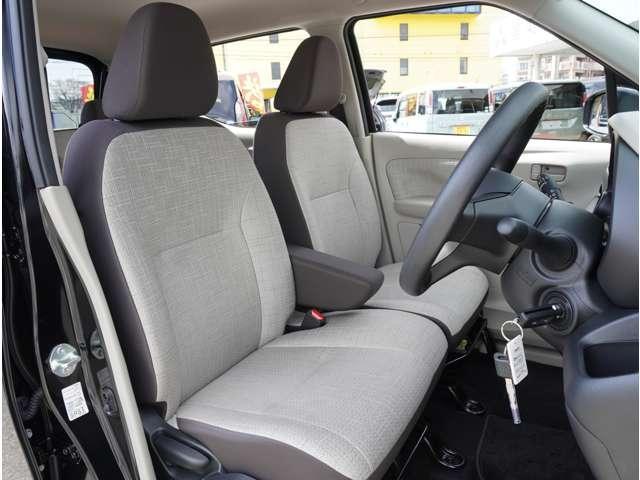 ｅＫワゴン Ｍ　ナビ　ミラー内蔵バックカメラ　ＥＴＣ　衝突回避支援ブレーキ　助手席エアバック　ＡＵＸ　運転席エアバック　リヤビューカメラ　１オーナー　フルセグＴＶ　ＥＴＣ　パーキングセンサー　ＥＳＣ　キーレスキー（7枚目）