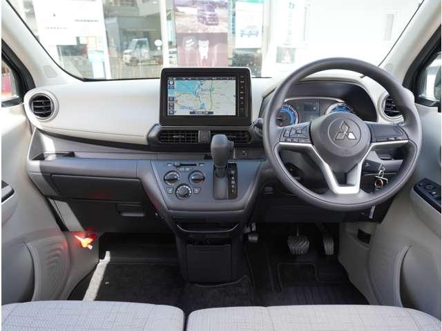 ｅＫワゴン Ｍ　ナビ　ミラー内蔵バックカメラ　ＥＴＣ　衝突回避支援ブレーキ　助手席エアバック　ＡＵＸ　運転席エアバック　リヤビューカメラ　１オーナー　フルセグＴＶ　ＥＴＣ　パーキングセンサー　ＥＳＣ　キーレスキー（10枚目）