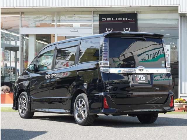 ヴォクシー ＺＳ　煌ＩＩ　三菱認定保証　バックカメラ　ＥＴＣ　コーナーセンサ　スマートキープッシュスタート　両側パワ－スライドドア　バックモニタ　記録簿付き　ＥＴＣ車載器　サイドエアバッグ　セキュリティアラーム　ＡＵＸ　ＶＳＣ（18枚目）