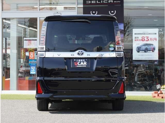 ヴォクシー ＺＳ　煌ＩＩ　三菱認定保証　バックカメラ　ＥＴＣ　コーナーセンサ　スマートキープッシュスタート　両側パワ－スライドドア　バックモニタ　記録簿付き　ＥＴＣ車載器　サイドエアバッグ　セキュリティアラーム　ＡＵＸ　ＶＳＣ（19枚目）