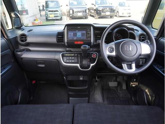 Ｎ－ＢＯＸ Ｇ・Ｌパッケージ　バックカメラ　片側電動スライドドア　エアバック付き　パワーウインド　セキュリティアラーム　アイスト　テレビ　整備点検記録簿　助手席エアバッグ　キーフリー　スマキー　フルオートエアコン　ＥＳＣ　ＡＢＳ（11枚目）