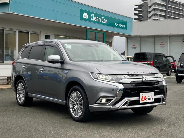 アウトランダーＰＨＥＶ Ｇ　三菱認定保証　フルセグナビ　ドラレコ　アクティブクルーズ　Ｐバックドア　シートＨ　地デジ　スマキー　前後ソナー　Ｂカメラ　寒冷地仕様　アルミホイール　４ＷＤ　ナビ＆ＴＶ　ＡＣ　メモリーナビ　キーフリー（40枚目）