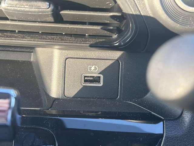 eKクロス G 三菱認定UCARプレミアム保証 フルセグナビ エアバッグ アイスト Sヒーター ETC スマートキー クリアランスソナー フルセグTV オートエアコン メモリーナビ バックモニター 1オーナー ABS(19枚目)