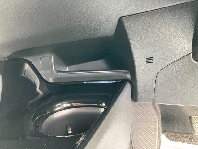 C-HR G 三菱認定UCARフルセグナビバックカメラETC クリソナー TSS シートヒータ アイドルストップ バックモニタ イモビライザー ナビ&TV ETC付 キーフリーシステム スマキー 横滑り防止機能(35枚目)