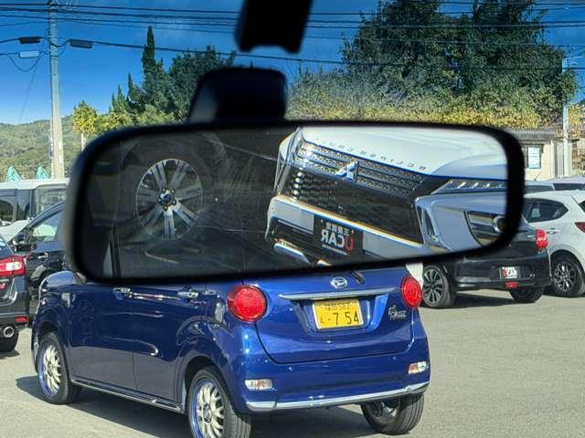 大きくて見やすいミラーは周囲の確認もばっちりですね☆