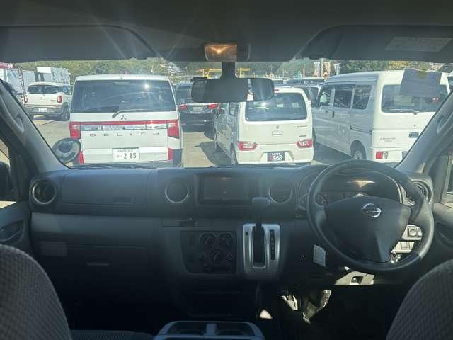 ＮＶ３５０キャラバンバン ロングＤＸ　ワンセグナビ　バックカメラ　ＥＴＣ付　ブレーキサポート　メモリナビ　両側スライドＤ　ワンオ－ナ－車　整備記録簿　ＤＶＤ再生可能　キーレスリモコン　パワーウインド　横滑り防止装置　ワンセグ　ＥＴＣ車載器（3枚目）