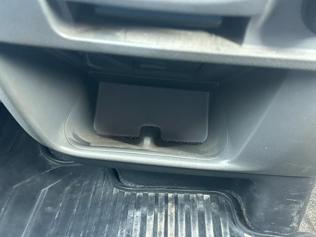 ＮＶ３５０キャラバンバン ロングＤＸ　ワンセグナビ　バックカメラ　ＥＴＣ付　ブレーキサポート　メモリナビ　両側スライドＤ　ワンオ－ナ－車　整備記録簿　ＤＶＤ再生可能　キーレスリモコン　パワーウインド　横滑り防止装置　ワンセグ　ＥＴＣ車載器（44枚目）