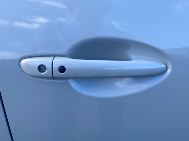 デミオ １３Ｓノーブルクリムゾン　三菱認定保証　純正ナビ　バックカメラ　アルミホイール　フルセグ　エアバック　メモリーナビ　ＤＶＤ再生　衝突被害軽減システム　キーレス　ナビＴＶ　スマートキー　ＬＥＤヘッドランプ　アイドリングストップ（31枚目）