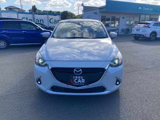 デミオ １３Ｓノーブルクリムゾン　三菱認定保証　純正ナビ　バックカメラ　アルミホイール　フルセグ　エアバック　メモリーナビ　ＤＶＤ再生　衝突被害軽減システム　キーレス　ナビＴＶ　スマートキー　ＬＥＤヘッドランプ　アイドリングストップ（36枚目）