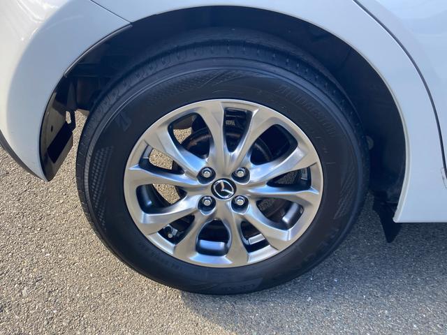 デミオ １３Ｓノーブルクリムゾン　三菱認定保証　純正ナビ　バックカメラ　アルミホイール　フルセグ　エアバック　メモリーナビ　ＤＶＤ再生　衝突被害軽減システム　キーレス　ナビＴＶ　スマートキー　ＬＥＤヘッドランプ　アイドリングストップ（38枚目）