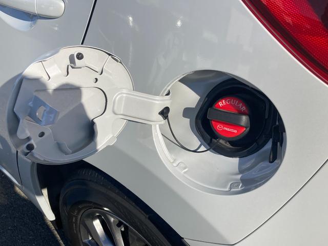 デミオ １３Ｓノーブルクリムゾン　三菱認定保証　純正ナビ　バックカメラ　アルミホイール　フルセグ　エアバック　メモリーナビ　ＤＶＤ再生　衝突被害軽減システム　キーレス　ナビＴＶ　スマートキー　ＬＥＤヘッドランプ　アイドリングストップ（54枚目）