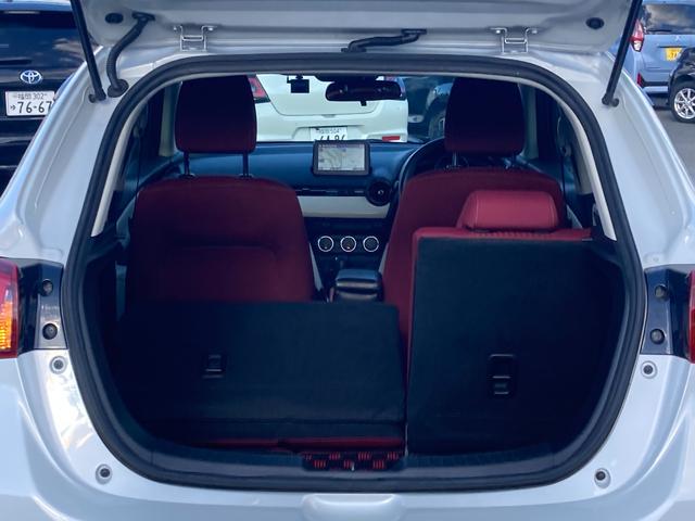 デミオ １３Ｓノーブルクリムゾン　三菱認定保証　純正ナビ　バックカメラ　アルミホイール　フルセグ　エアバック　メモリーナビ　ＤＶＤ再生　衝突被害軽減システム　キーレス　ナビＴＶ　スマートキー　ＬＥＤヘッドランプ　アイドリングストップ（58枚目）