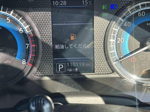 ｅＫクロス Ｔ　三菱認定保証　純正９インチナビ　ターボ　前後ソナー　前席シートヒーター　ナビＴＶ　インテリキー　ターボ　盗難防止装置　ベンチシート　ＡＢＳ　カーテンエアバック　オートエアコン　横滑り防止装置　アルミ（17枚目）