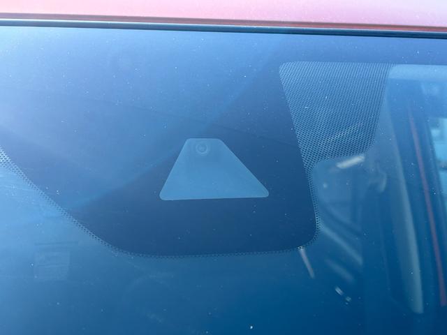 ｅＫクロス Ｔ　三菱認定保証　純正９インチナビ　ターボ　前後ソナー　前席シートヒーター　ナビＴＶ　インテリキー　ターボ　盗難防止装置　ベンチシート　ＡＢＳ　カーテンエアバック　オートエアコン　横滑り防止装置　アルミ（21枚目）