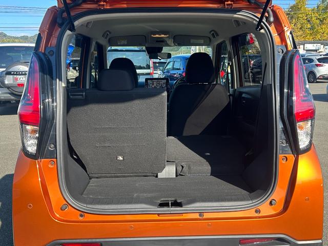 ｅＫクロス Ｔ　三菱認定保証　純正９インチナビ　ターボ　前後ソナー　前席シートヒーター　ナビＴＶ　インテリキー　ターボ　盗難防止装置　ベンチシート　ＡＢＳ　カーテンエアバック　オートエアコン　横滑り防止装置　アルミ（33枚目）