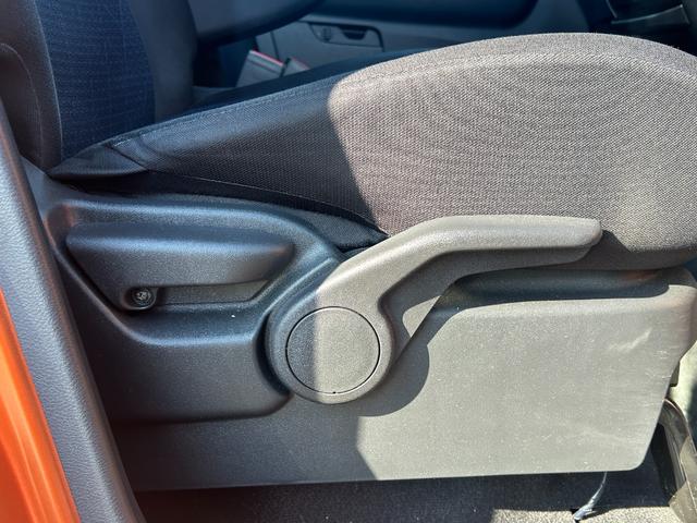 ｅＫクロス Ｔ　三菱認定保証　純正９インチナビ　ターボ　前後ソナー　前席シートヒーター　ナビＴＶ　インテリキー　ターボ　盗難防止装置　ベンチシート　ＡＢＳ　カーテンエアバック　オートエアコン　横滑り防止装置　アルミ（62枚目）