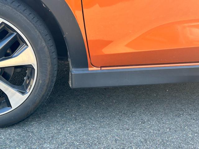 ｅＫクロス Ｔ　三菱認定保証　純正９インチナビ　ターボ　前後ソナー　前席シートヒーター　ナビＴＶ　インテリキー　ターボ　盗難防止装置　ベンチシート　ＡＢＳ　カーテンエアバック　オートエアコン　横滑り防止装置　アルミ（72枚目）