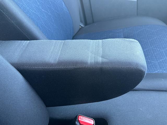 ｅＫクロス Ｔ　三菱認定保証　純正９インチナビ　ターボ　前後ソナー　前席シートヒーター　ナビＴＶ　インテリキー　ターボ　盗難防止装置　ベンチシート　ＡＢＳ　カーテンエアバック　オートエアコン　横滑り防止装置　アルミ（74枚目）