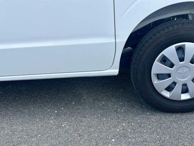 ミニキャブバン G 三菱認定保証プレミアム ラジオチューナー パワーウインド レーダーサポート 前後センサー キーレスキー ダブルエアバッグ マニュアルエアコン 両側スライドドア ESC ABS 運転席エアバッグ(46枚目)