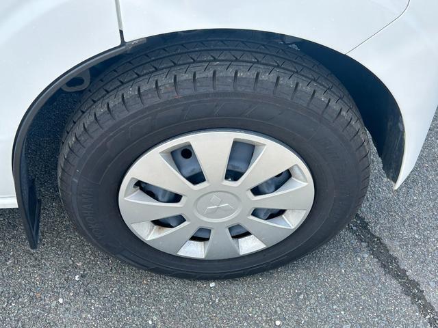 ミニキャブバン G 三菱認定保証プレミアム ラジオチューナー パワーウインド レーダーサポート 前後センサー キーレスキー ダブルエアバッグ マニュアルエアコン 両側スライドドア ESC ABS 運転席エアバッグ(52枚目)