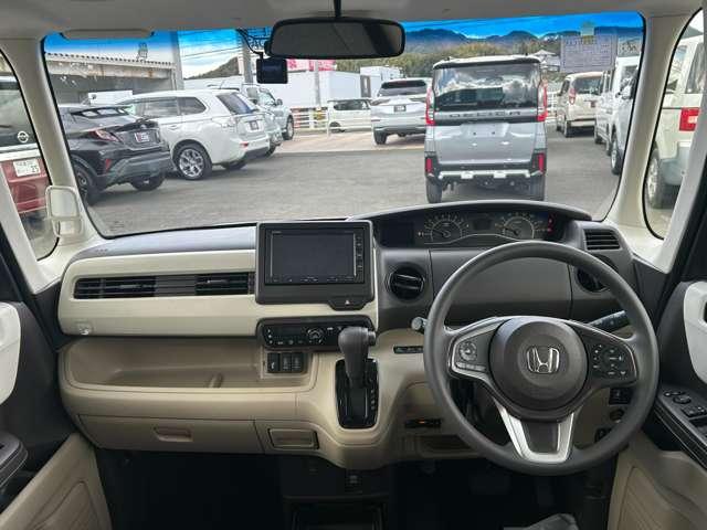 Ｎ－ＢＯＸ Ｇ・Ｌ　三菱認定保証　ディスプレイオーディオ付き　セキュリティ　Ａストップ　スマートキープッシュスタート　バックアイカメラ　オートエアコン　ＥＴＣ　横滑防止装置　ベンチシート　エアバック　パワーウィンドウ（3枚目）