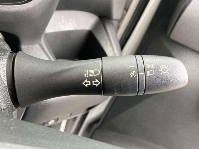 �e��X�C�b�`�ށi�g�p�̗p�r�̓X�^�b�t�ɂ����≺�����j