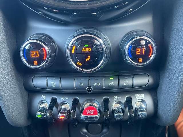 ＭＩＮＩ クーパーＳＤ　保証無し　全方位カメラ　コーナーセンサー　クルコン　スマートエントリー　リアビューカメラ　ナビ　盗難防止　パーキングアシスト　横滑り防止装置　アイドリングストップ　インテリジェントＳ　ＥＴＣ付（9枚目）