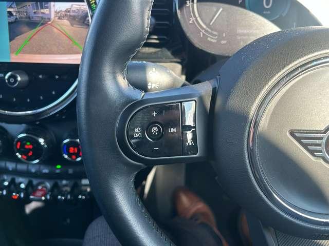 ＭＩＮＩ クーパーＳＤ　保証無し　全方位カメラ　コーナーセンサー　クルコン　スマートエントリー　リアビューカメラ　ナビ　盗難防止　パーキングアシスト　横滑り防止装置　アイドリングストップ　インテリジェントＳ　ＥＴＣ付（13枚目）