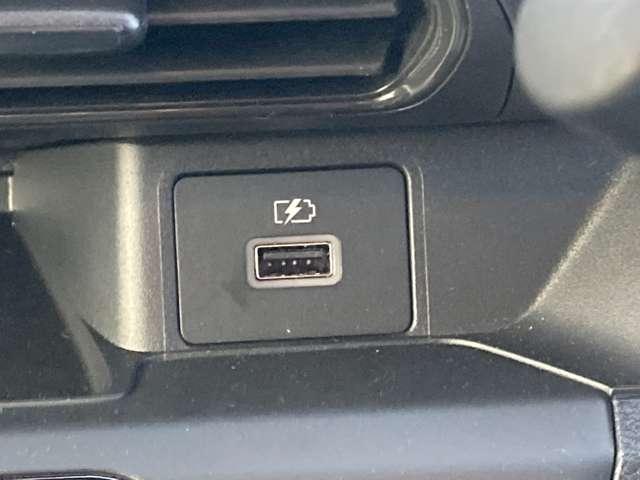 ｅＫワゴン Ｍ　三菱認定保証　純正ＣＤチューナー　踏み間違い防止アシスト　イモビライザー　パワーウィンドウ　Ｐセンサー　マニュアルエアコン　バックカメラ　キーレスエントリー　前席シートヒーター　ＡＳＣ　エアバック（19枚目）