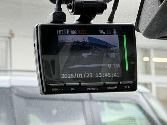 �h���C�u���R�[�_�[�t���i�O��j