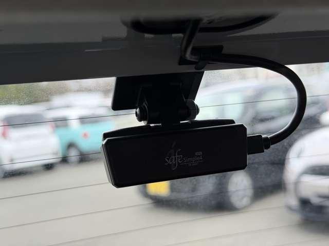 �h���C�u���R�[�_�[�t���i�O��j