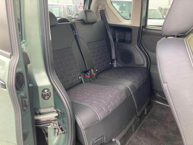 デリカミニ Ｔ　プレミアム　リミテッドエディション　三菱認定プレミアム保証　フルセグナビ　キーフリー　マルチビューモニター　サイドカメラ　フロントカメラ　クルーズコントロール　アルミホイール　ターボ車　両側パワースライドドア　オートエアコン　フルセグ（5枚目）