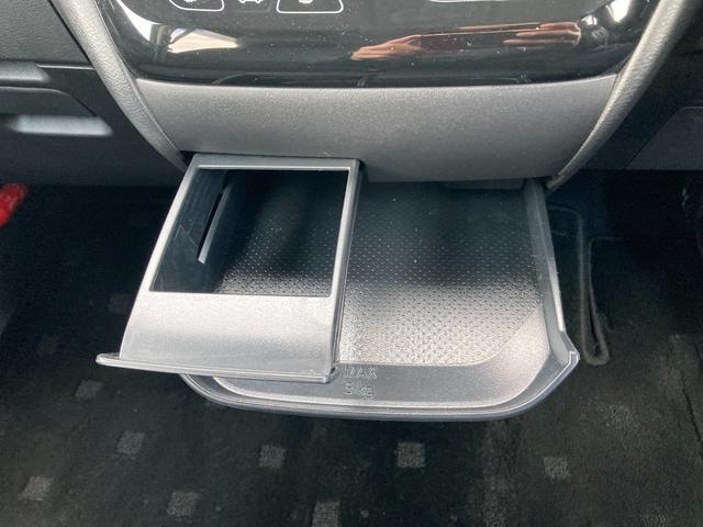 デリカミニ Ｔ　プレミアム　リミテッドエディション　三菱認定プレミアム保証　フルセグナビ　キーフリー　マルチビューモニター　サイドカメラ　フロントカメラ　クルーズコントロール　アルミホイール　ターボ車　両側パワースライドドア　オートエアコン　フルセグ（69枚目）