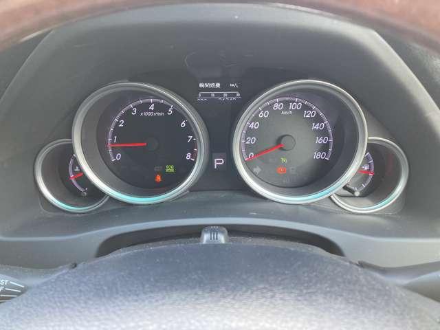 マークＸ プレミアム　三菱認定ＵＣＡＲ保証　フルセグナビ　ＴＶナビ　Ｒカメラ　イモビ　地デジ　電動シート　アルミホイール　キーレス　横滑り防止　オートエアコン　クルーズコントロール　パワステ　ＥＴＣ　ＡＢＳ　メモリーナビ（7枚目）
