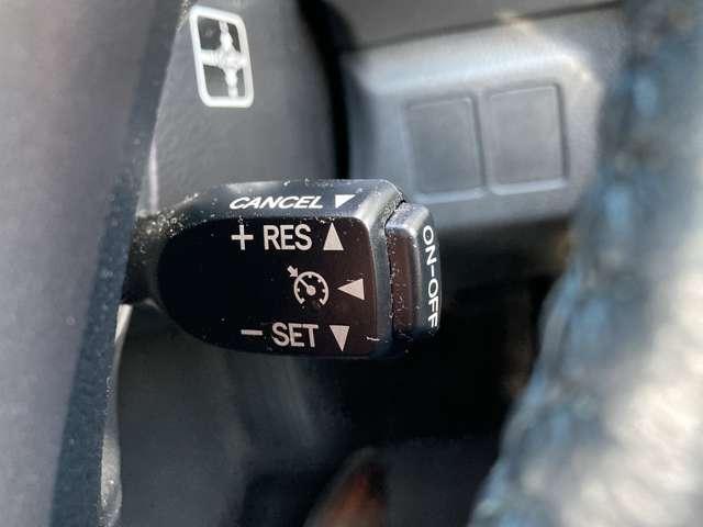 マークＸ プレミアム　三菱認定ＵＣＡＲ保証　フルセグナビ　ＴＶナビ　Ｒカメラ　イモビ　地デジ　電動シート　アルミホイール　キーレス　横滑り防止　オートエアコン　クルーズコントロール　パワステ　ＥＴＣ　ＡＢＳ　メモリーナビ（14枚目）