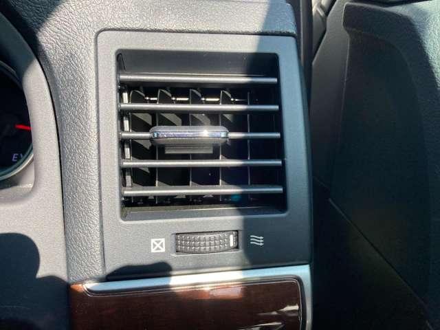 マークＸ プレミアム　三菱認定ＵＣＡＲ保証　フルセグナビ　ＴＶナビ　Ｒカメラ　イモビ　地デジ　電動シート　アルミホイール　キーレス　横滑り防止　オートエアコン　クルーズコントロール　パワステ　ＥＴＣ　ＡＢＳ　メモリーナビ（15枚目）