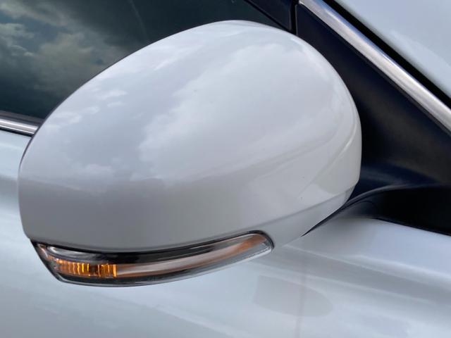 マークＸ プレミアム　三菱認定ＵＣＡＲ保証　フルセグナビ　ＴＶナビ　Ｒカメラ　イモビ　地デジ　電動シート　アルミホイール　キーレス　横滑り防止　オートエアコン　クルーズコントロール　パワステ　ＥＴＣ　ＡＢＳ　メモリーナビ（21枚目）