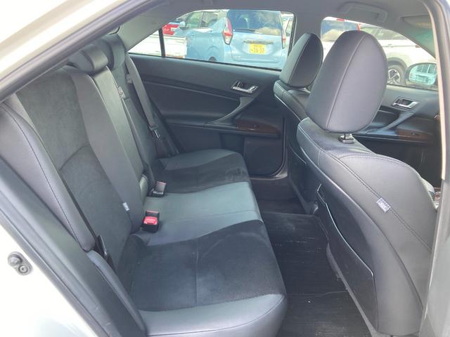 マークＸ プレミアム　三菱認定ＵＣＡＲ保証　フルセグナビ　ＴＶナビ　Ｒカメラ　イモビ　地デジ　電動シート　アルミホイール　キーレス　横滑り防止　オートエアコン　クルーズコントロール　パワステ　ＥＴＣ　ＡＢＳ　メモリーナビ（57枚目）