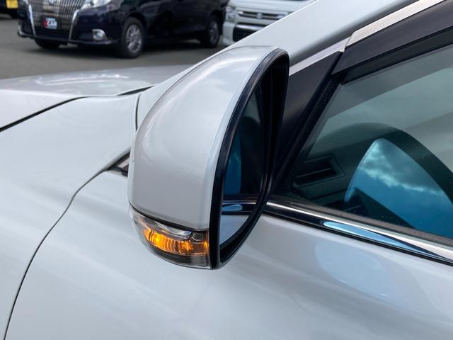 マークＸ プレミアム　三菱認定ＵＣＡＲ保証　フルセグナビ　ＴＶナビ　Ｒカメラ　イモビ　地デジ　電動シート　アルミホイール　キーレス　横滑り防止　オートエアコン　クルーズコントロール　パワステ　ＥＴＣ　ＡＢＳ　メモリーナビ（69枚目）