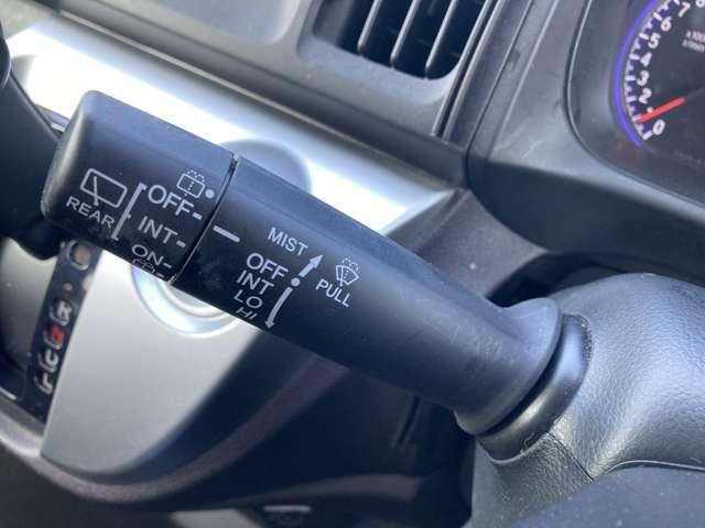 Ｎ－ＷＧＮカスタム Ｇ　三菱認定ＵＣＡＲ保証　ワンセグナビ　ＥＴＣ　アルミ　メモリーナビ　スマートキー＆プッシュスタート　ＥＳＣ　ＡＢＳ　セキュリティ　ベンチシート　エアコン　運転席エアバッグ　パワーウィンドウ　１セグＴＶ（11枚目）