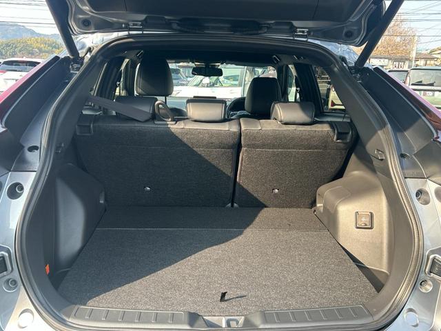 エクリプスクロスＰＨＥＶ ブラックエディション　三菱認定プレミアム保証　フルセグナビ　地デジ　衝突軽減　クルーズコントロール　フルオートエアコン　電動Ｒゲート　サイドエアバッグ　運転席パワーシート　スマートキー　４ＷＤ　シートヒーター　ＥＴＣ（53枚目）