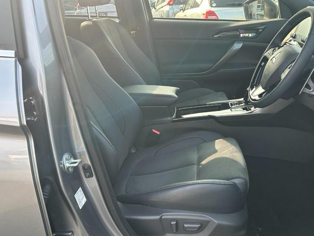 エクリプスクロスＰＨＥＶ ブラックエディション　三菱認定プレミアム保証　フルセグナビ　地デジ　衝突軽減　クルーズコントロール　フルオートエアコン　電動Ｒゲート　サイドエアバッグ　運転席パワーシート　スマートキー　４ＷＤ　シートヒーター　ＥＴＣ（67枚目）