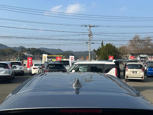 エクリプスクロスＰＨＥＶ ブラックエディション　三菱認定プレミアム保証　フルセグナビ　地デジ　衝突軽減　クルーズコントロール　フルオートエアコン　電動Ｒゲート　サイドエアバッグ　運転席パワーシート　スマートキー　４ＷＤ　シートヒーター　ＥＴＣ（79枚目）