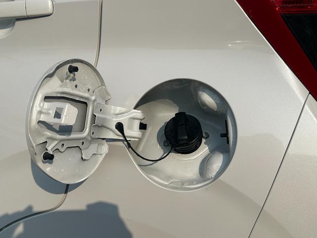 ｅＫワゴン Ｇ　三菱認定プレミアム保証　試乗車ＵＰ　ｉ－ｓｔｏｐ　シートヒータ　地デジ　インテリジェントキー　ＥＴＣ　オートエアコン　フロントベンチシート　バックカメラ　盗難防止システム　パワーウインドウ　寒冷地仕様（63枚目）