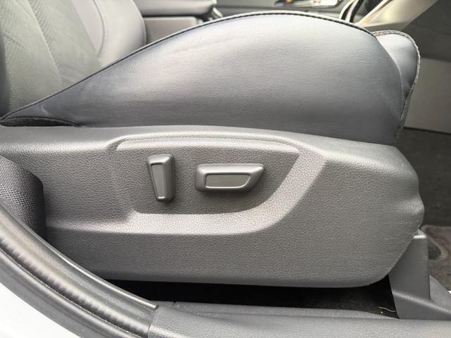 エクリプスクロスPHEV ブラックエディション 三菱認定プレミアム保証 フルセグナビ 地デジ 衝突軽減 クルーズコントロール フルオートエアコン 電動Rゲート サイドエアバッグ 運転席パワーシート スマートキー 4WD シートヒーター ETC(52枚目)