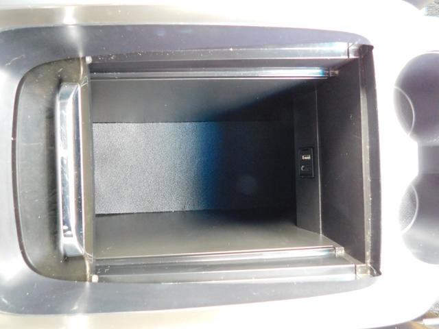2.5Z Aエディション ゴールデンアイズ パワーバックドア 両側電動スライドドア LEDヘッドランプ クルーズC 9インチT-Connectナビ マルチビューバックモニター 12型後席ディスプレイ ビルトインETC ワンオーナー(28枚目)